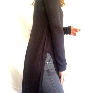 Anthropologie high low lightweight knit black scoop neck long sleeve top XXS